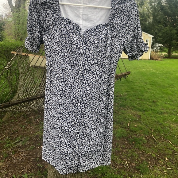 Kernel Cosmos Tiny Daisy Dress. Fully lined. 100% cotton. Size S - Picture 2 of 7